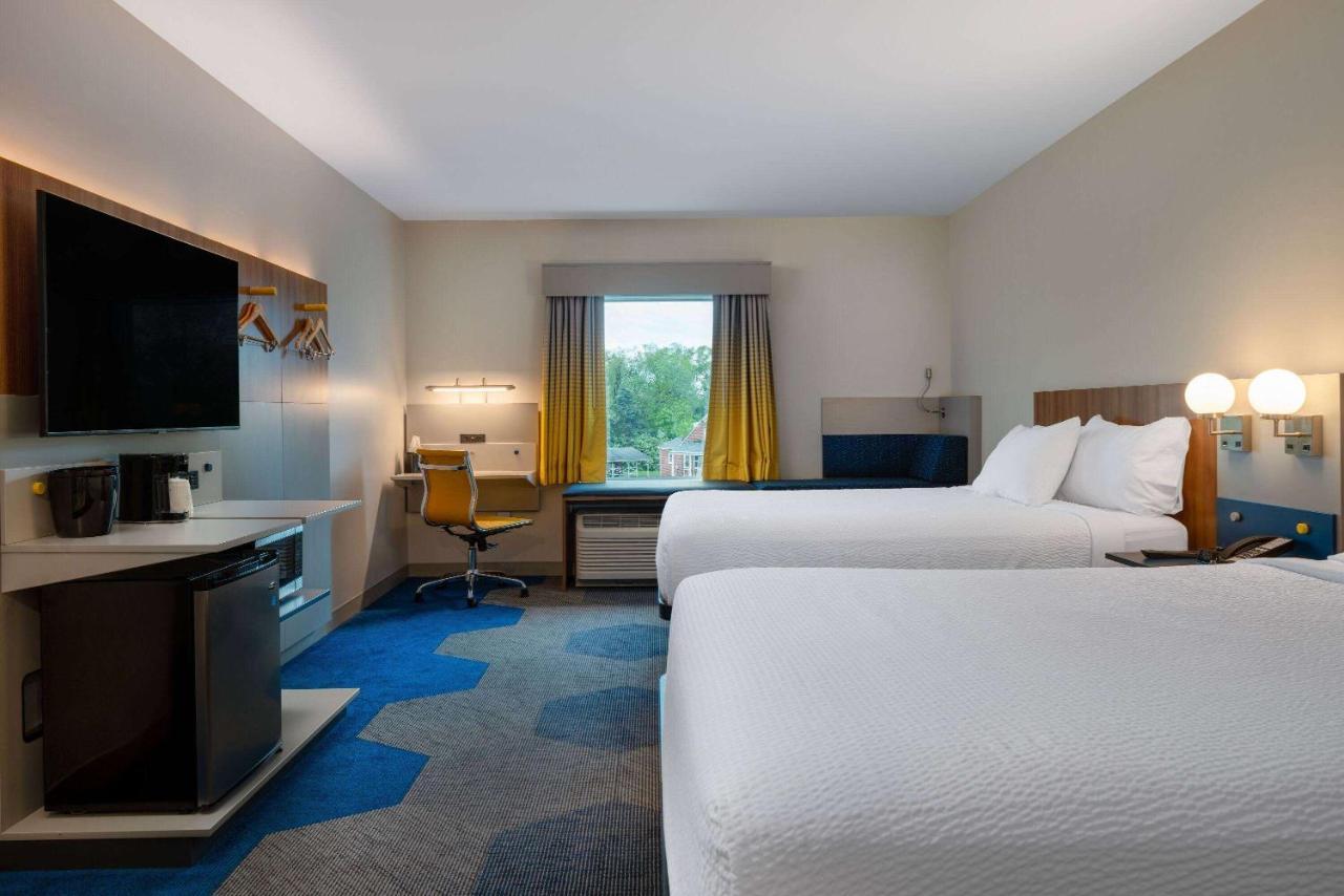 Microtel Inn & Suites By Wyndham Winchester Extérieur photo